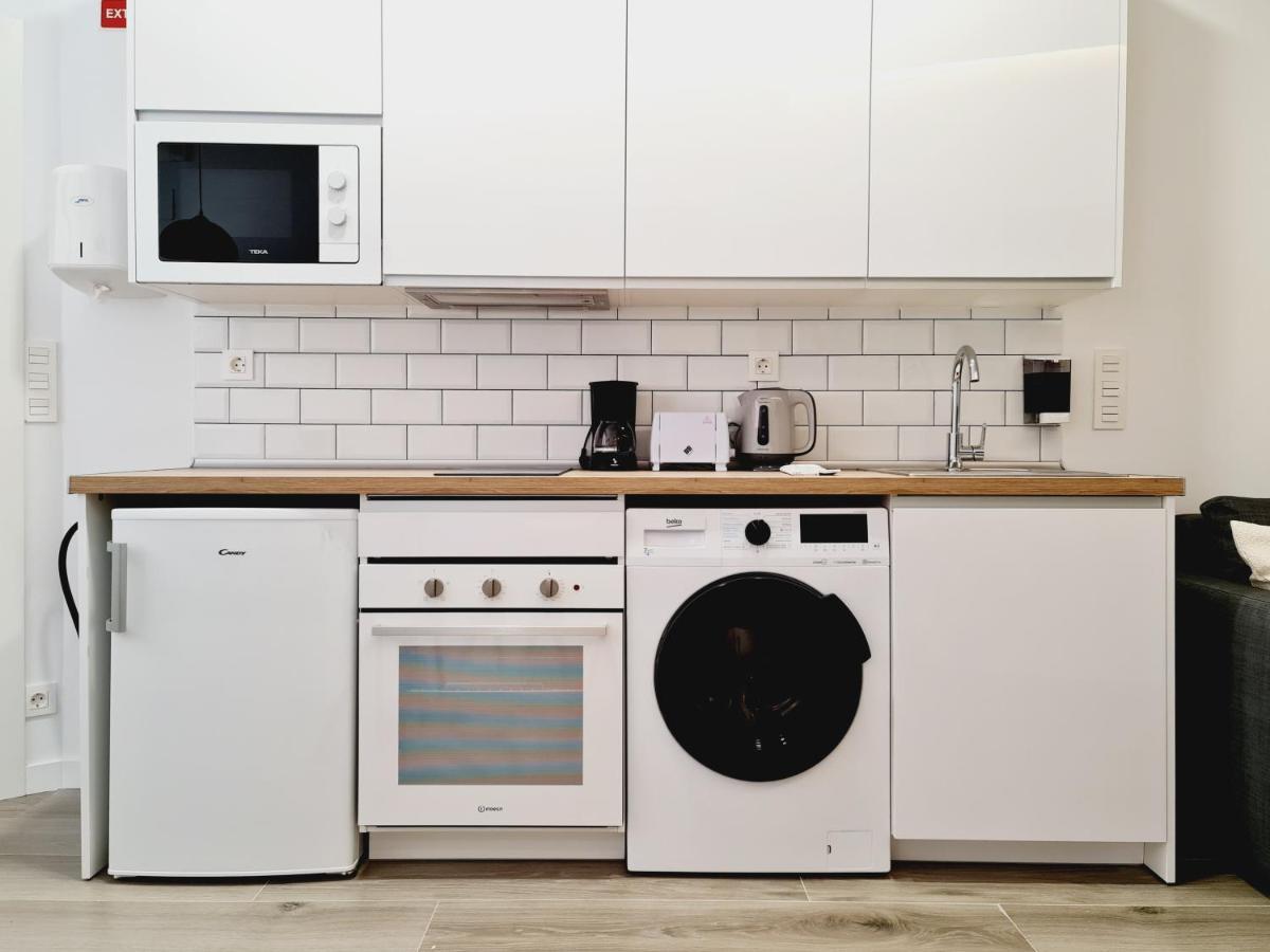 Bilbao Apartamentos Zorroza Bagian luar foto